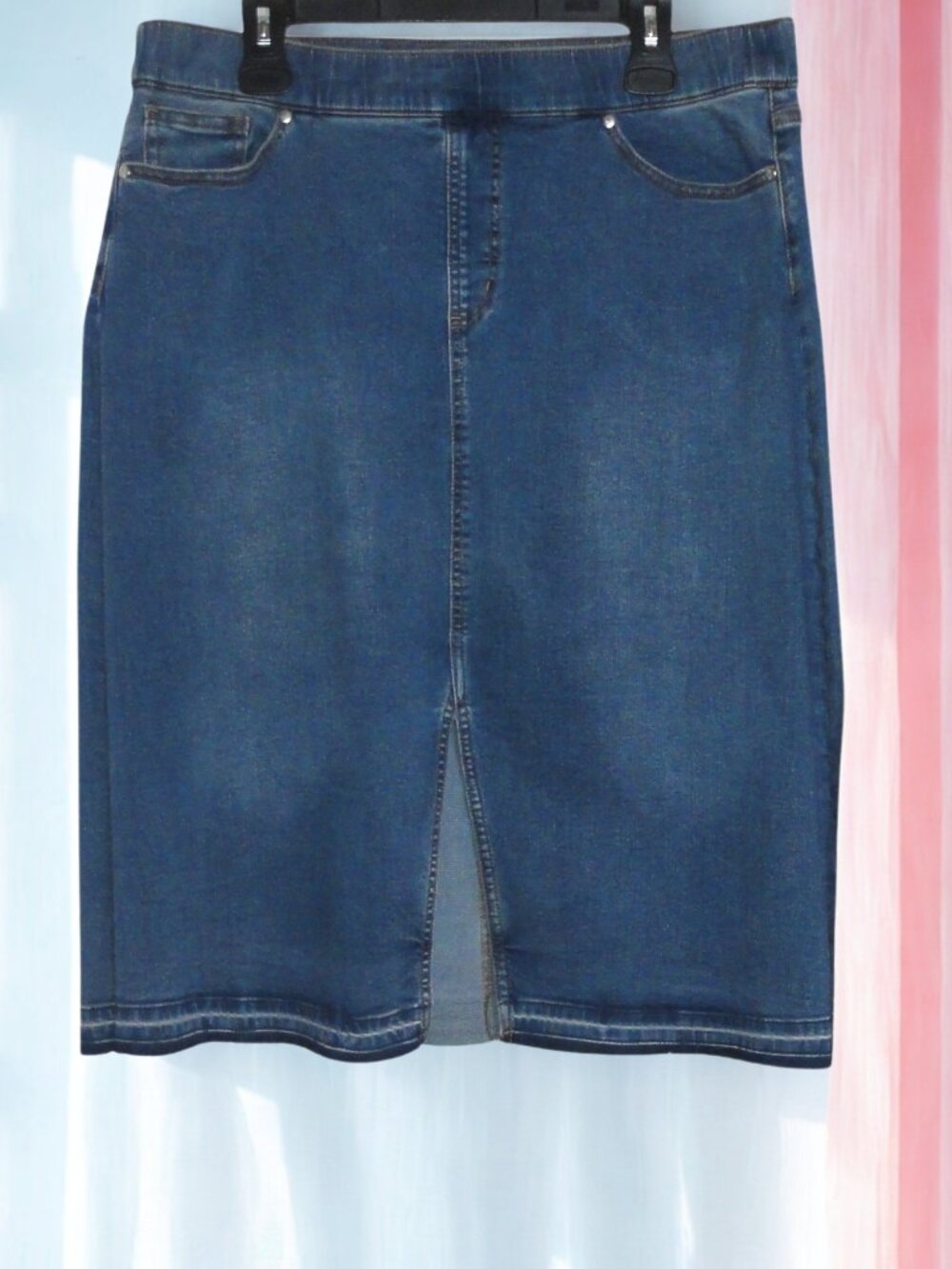 Isaac Mizrahi (Size 16) Blue Denim Distressed Jean Skirt